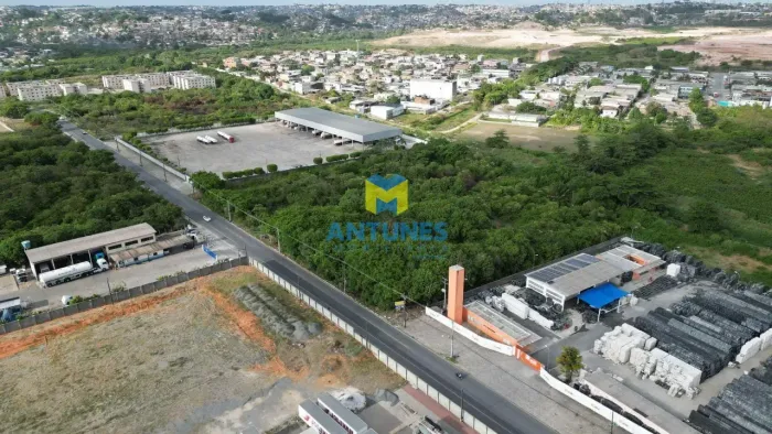 Vendo Terreno | Área em Muribeca, com 20.000m². Com acesso pavimentado.
