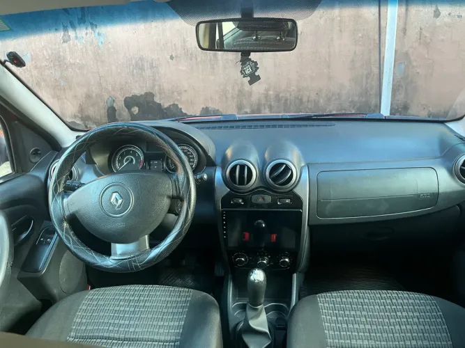 Renault Sandero Authentique Hi-flex 1.0 16V 5P 2014