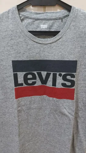 Camiseta LEVIS