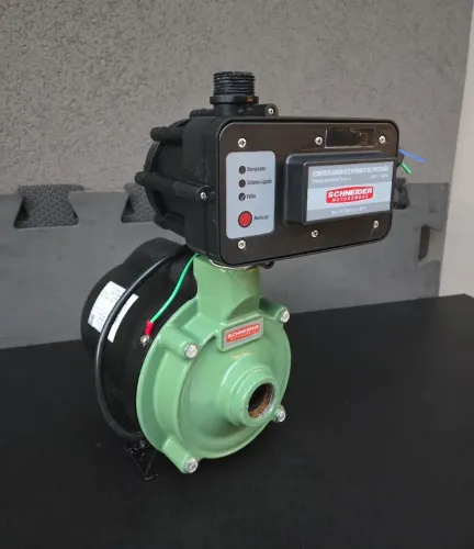 Pressurizador Schneider SP-15C 3/4CV (0,75 CV)