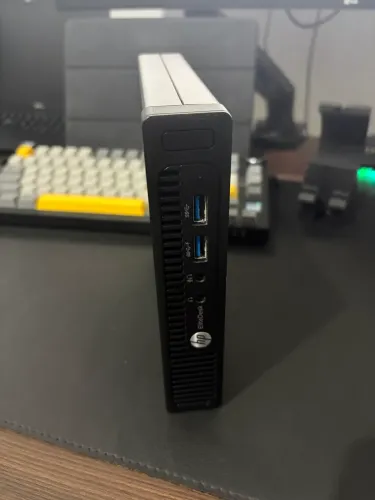 HP Elitedesk 705 G3 Desktop Mini com  Monitor de brinde