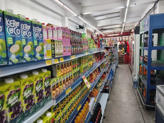Oportunidade mercado à venda no Brás, preço de venda 260 mil, faturamento médio 100 mil.