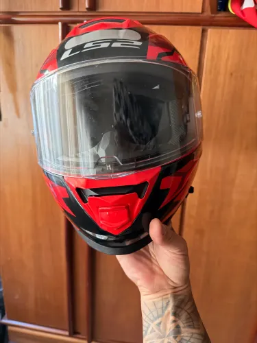Capacete LS2