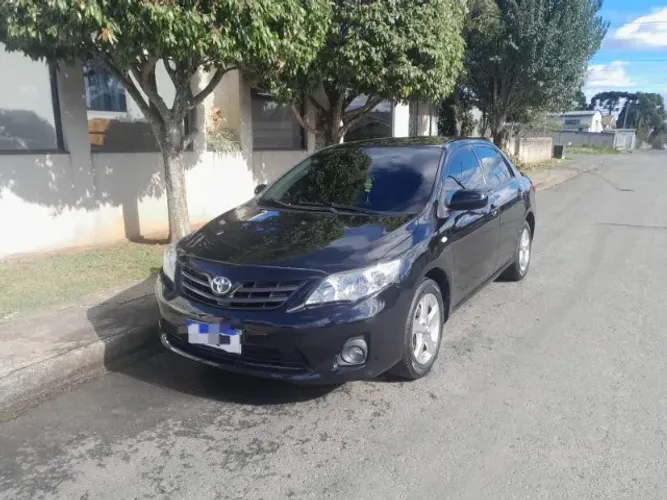 Toyota Corolla GLI 1.8 Flex 16V Aut. 2014