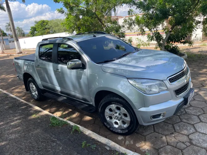 Chevrolet S10 Pick-up LTZ 2.8 TDI 4X4 CD Dies.aut 2013