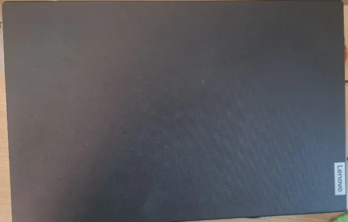 Notebook Lenovo V15 G2