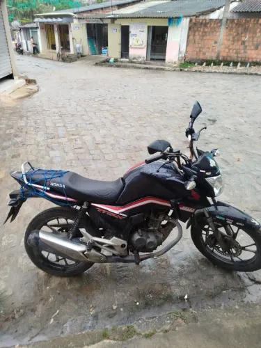 Vendo Titan 160 ano 2021 único dono