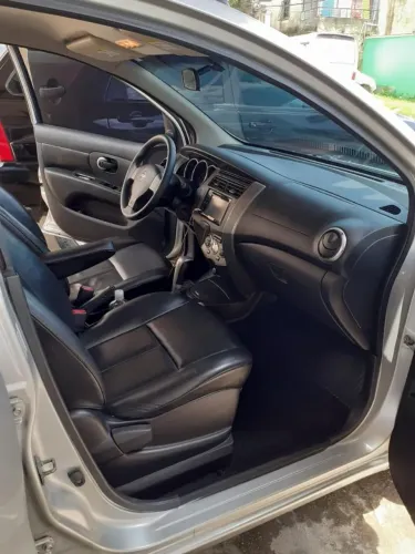 Nissan Livina Grand SL 1.8 16V Flex Fuel Aut. 2012