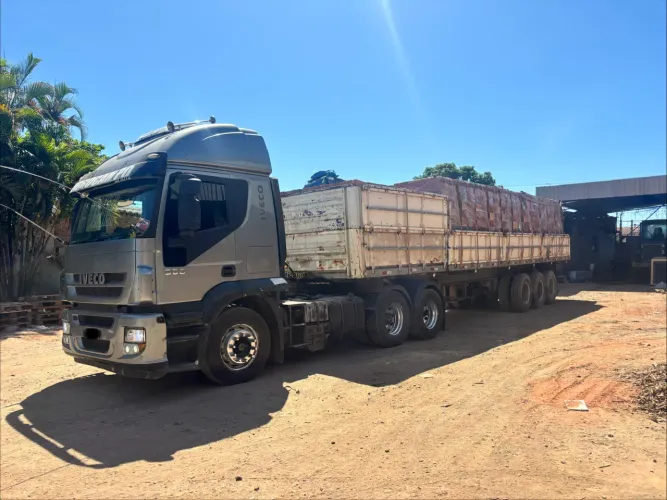 Cavalo Mecânico Iveco Stralis 