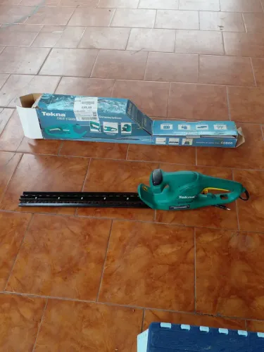 Aparador de cerca viva