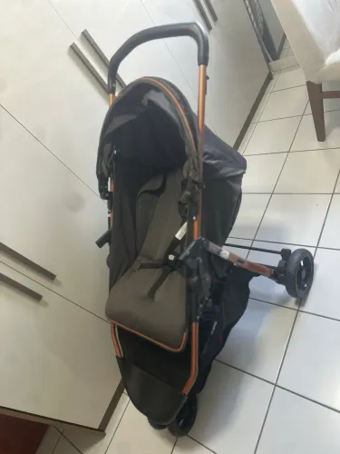Carrinho de Bebê CR3 Gray Cobre até 15 Kg Grafite Burigotto