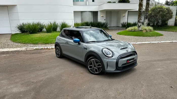 Mini Cooper SE Exclusive 3P (elétrico) 2022