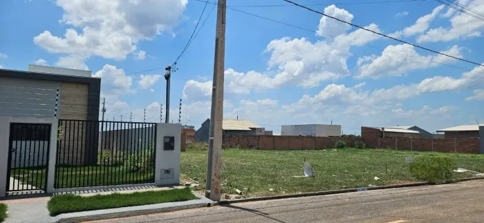 Terreno 300m² ideal pra Barracão- Venda Particular<br>Vendo