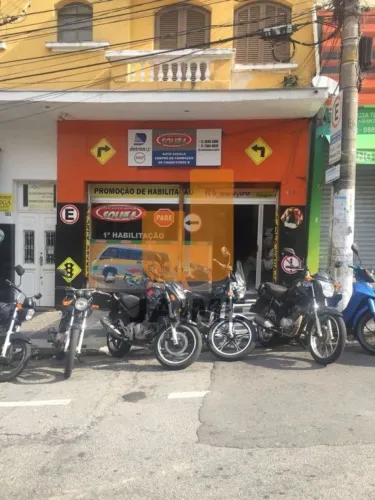 Ponto Comercial para venda com renda, na melhor localização da Lapa, com 3 banheiros e 150