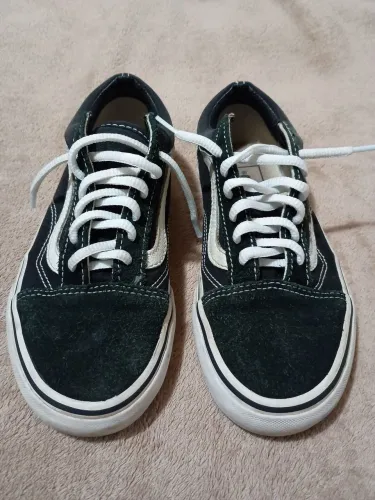 Tênis Vans preto tamanho 34