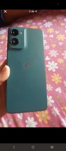 Vendo esse Cel pouco tempo de uso 400,00