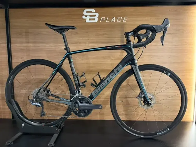 Bianchi Infinito CV Carbon Speed Tam 57 Ultegra R8000 Disc Potenciômetro Stages Seminova