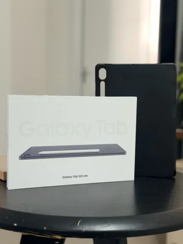 Samsung Galaxy Tab S10 Lite 128GB 6GB + S Pen + Capa - NOVO LACRADO