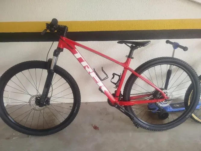 bicicleta Trek Marlin 7 Perfeito estado.
