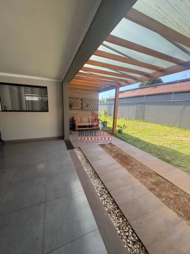 Casa 3 dorms, com suíte, a venda em amplo terreno. Bairro Paulicéia.