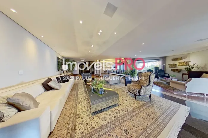 Incrível apartamento com 600 m² localizado em Moema totalmente reformado