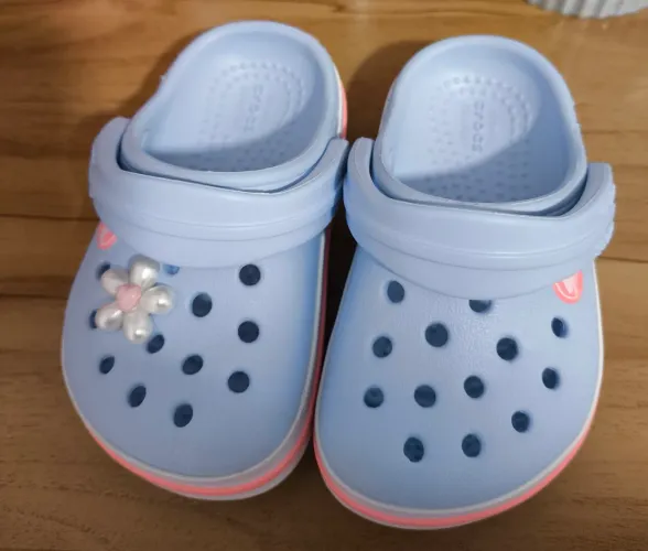 Crocs infantil menina