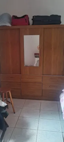Vendo guarda roupa