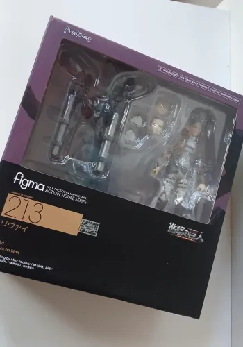 Figure Levi Original Figma #213 (Attack on Titan)