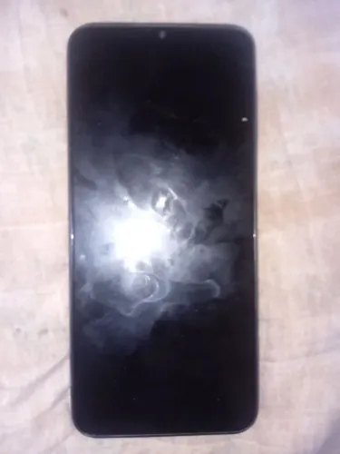 Celular muito bom para trabalhar e jogo compre agora ?