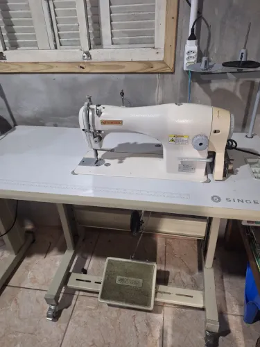 Maquina costura industrial