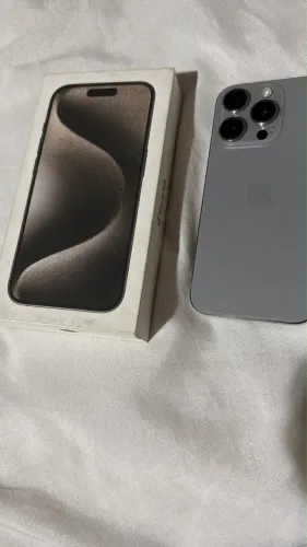 iPhone pro Max 15 128