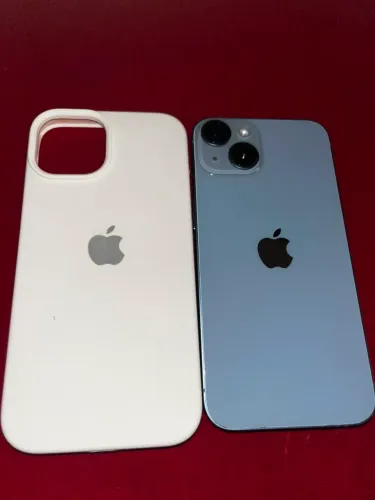 Vende se iPhone 14 128g