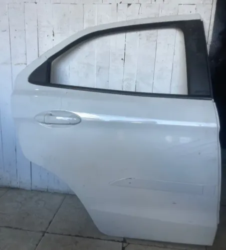 Porta traseira do Ford ka