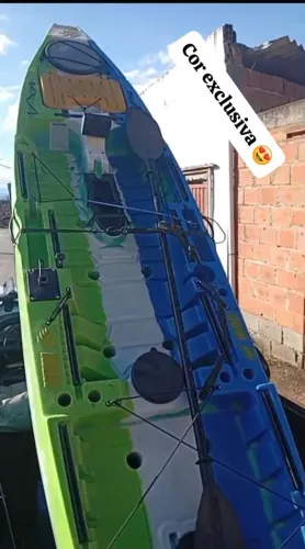 Caiaque Iron poucas vezes usados cor exclusiva - + de 1000 reais em acessórios 