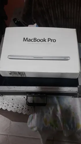 Macbook pro 2010 4gb 