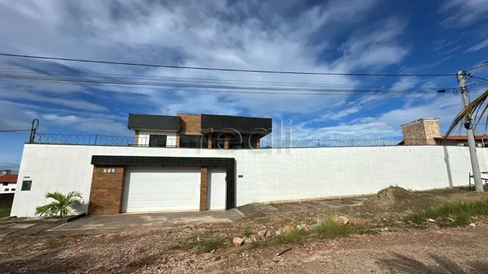 Casa Plana | Porto das Dunas | 400m² | 08 Quartos | 18 Vagas de Garagem