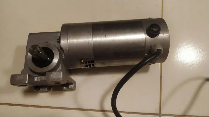 Motor 24volts DC