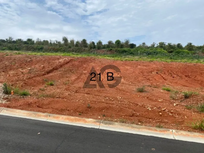 Terreno | 360m² | Residencial Alvorada | Ótima Localização | em Serra Negra-SP