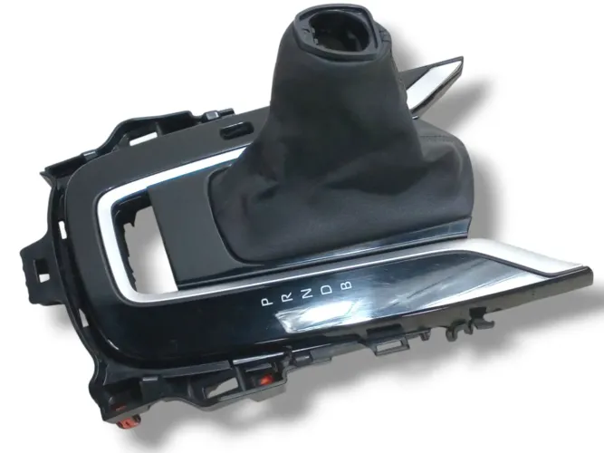 Moldura cambio Toyota Corolla Cross 2021 2022 76L527-LH