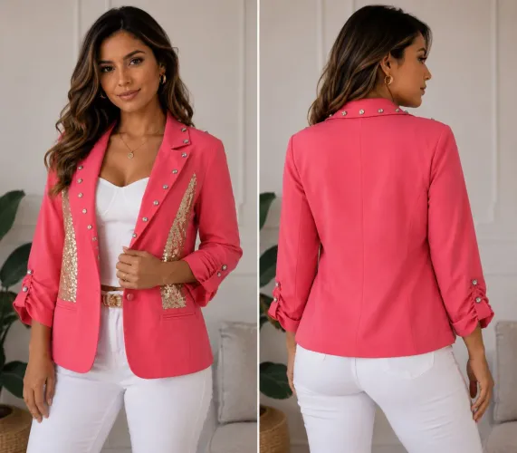 Blazer rosa customizado.