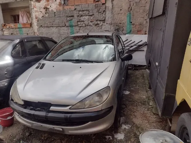 Peugeot 206 Selection/ Sensation 1.0 16V 5P 2001