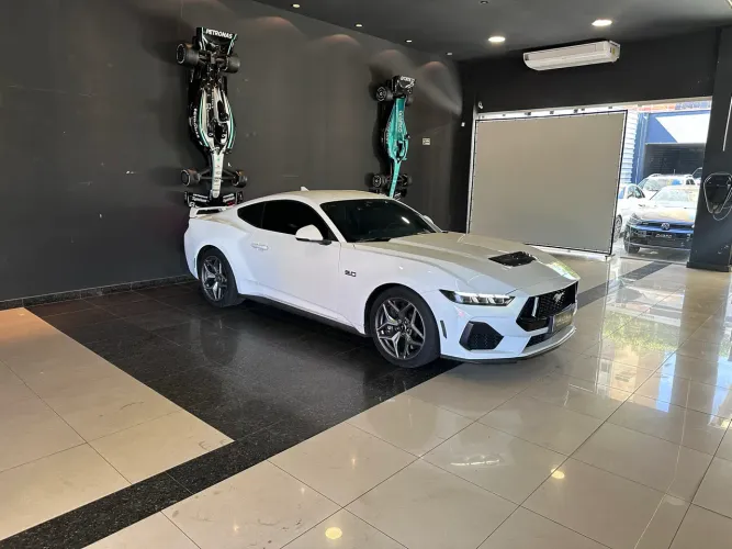 Ford Mustang GT Performance 5.0 V8 2024