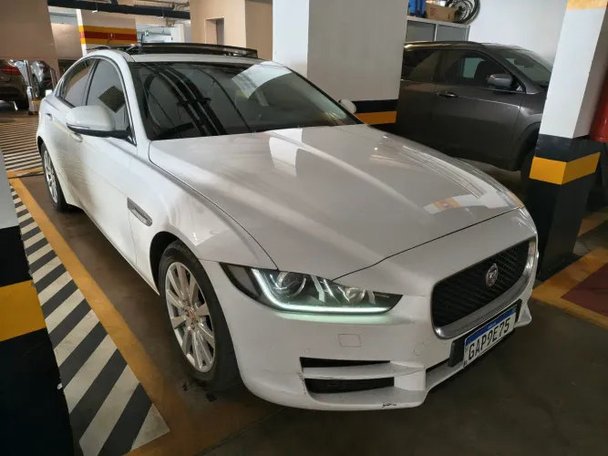 Jaguar XE 2.0 Turbocharged Pure 240cv Aut. 2017