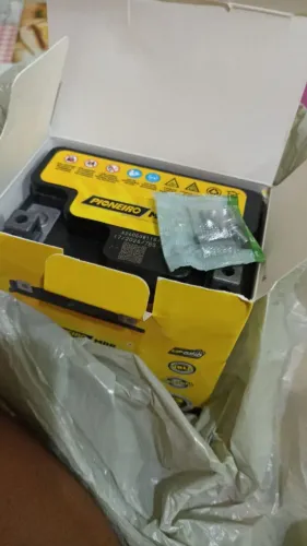 Vendo bateria pioneira e paralama cb 300.