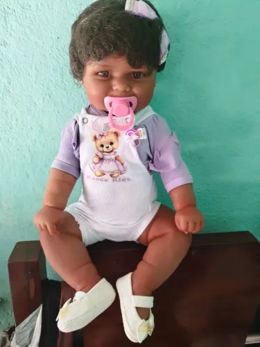 Bebê reborn morena ( nova)