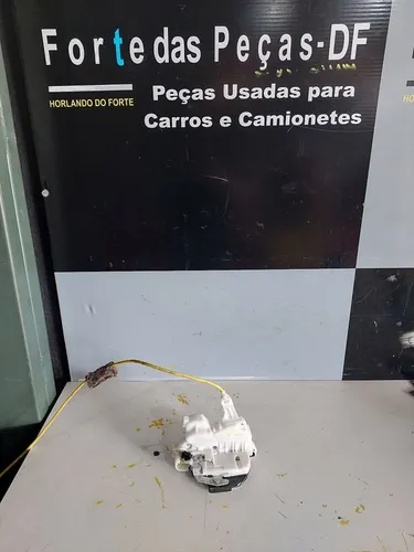 Fechadura Da Porta Dianteira Direita Mecânica Saveiro Gol Voyage G5 G6