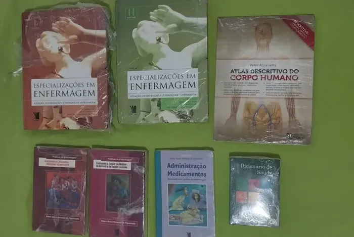 Kit livros enfermagem