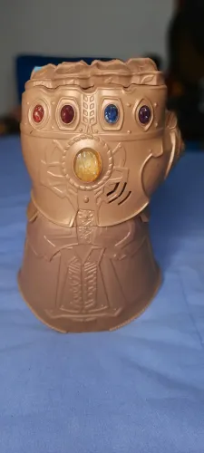 Manopla do Thanos