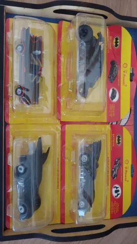 Batman coleção V-Power Lacrados.