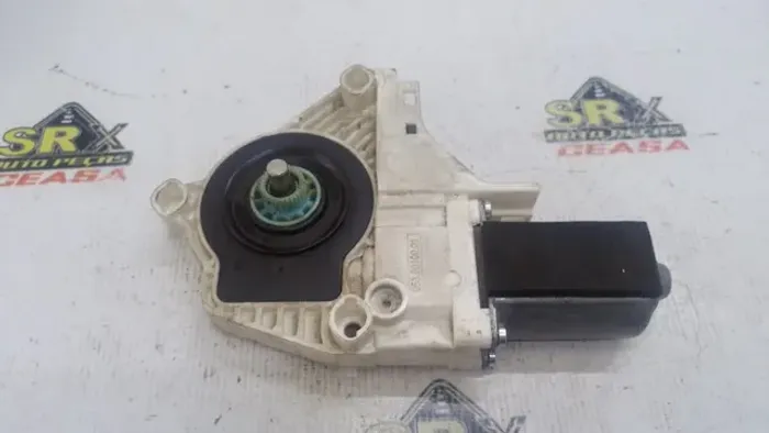 Motor Vidro Dianteiro Direito Audi A4 A5
